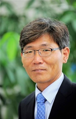 김주완 경남도민일보 이사