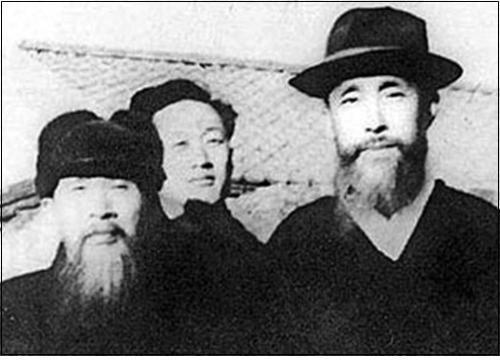  류영모(왼쪽)와 함석헌(오른쪽) 