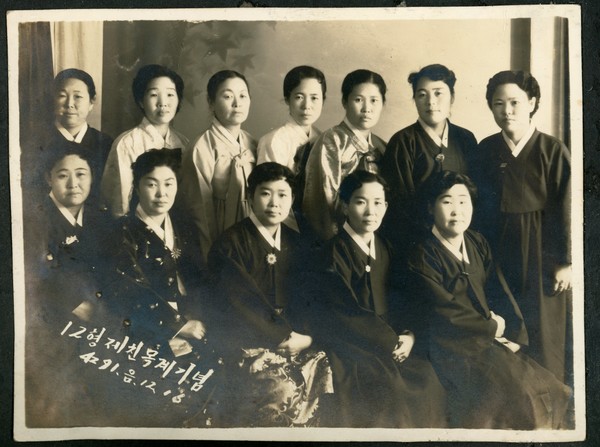 1958년 사진, 현제 친목계