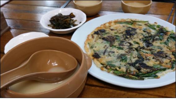 ▲명이나물전과 씨껍데기술