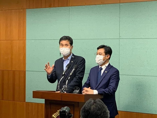 이원택(좌 )·신영대(우) 국회의원