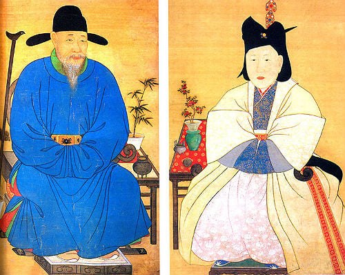 위 부부 초상화는 서거정 부부는 아니지만 조선 초기 사대부들의 부부 초상화입니다. 흥미롭지요.