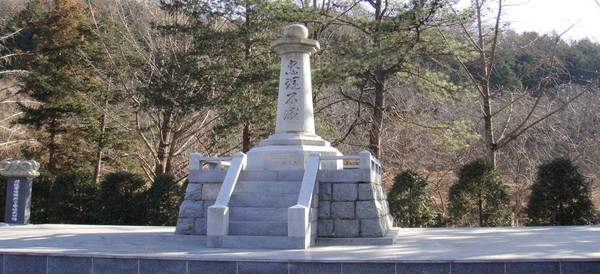 전주시 완산구 교동 987-1, 군경묘지 내