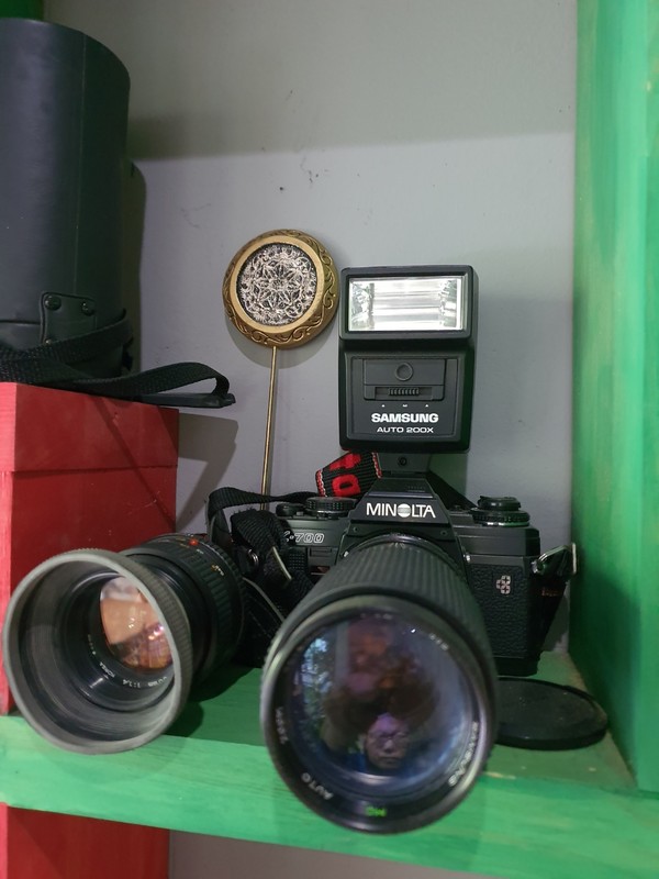 지금은 폐품(전시품)이 된 카메라 세트.