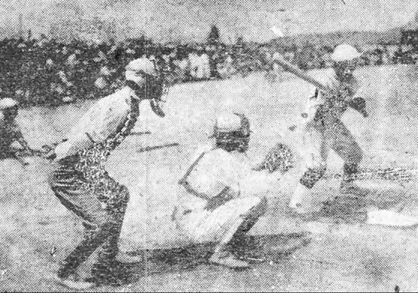 일제 강점기 중학교 야구경기 모습(출처: 한국사 데이터베이스. 한국근현대인물자료. 2019년 12월 6일 자 ([한국야구사 재발견](8))