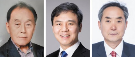 사진 좌측부터 '전북대학교 4.4기념사업회' 전대열 대표, 김승수 전주시장, 김형근 뉴욕동문회장.