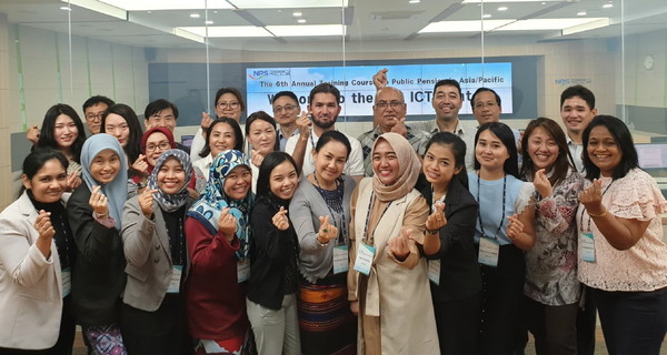 ‘OECD 아·태지역 공적연금 국제연수’ 등 외국인 대상 각종 연수를 전주에서 진행하여 연수생들이 전주 한옥마을, 한국소리문화전당 등을 방문·체험하는 프로그램을 통해 좋은 반응을 얻고 있다. 