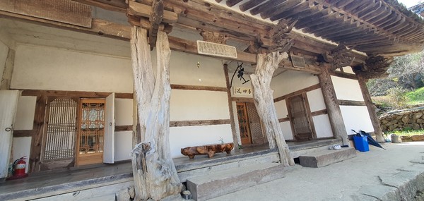 화엄사 구층암(九層庵).