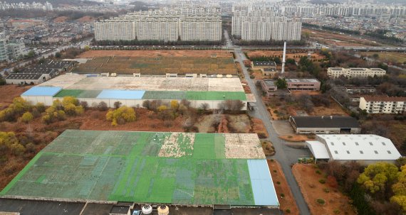 전주시 서부신시가지에 방치되고 있는 옛 대한방직 부지 전경