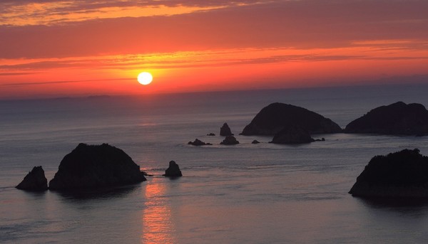 통영 앞바다 일출