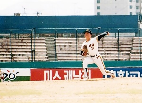 군산남중학교 시절 투구 연습 모습