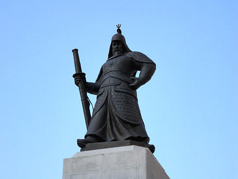 이순신 장군 동상