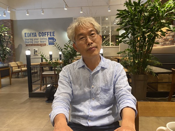 "건강하고 행복한 지역 공동체를 만드는 게 제 꿈"이라고 말하는 한승우 전주시의원 당선자.