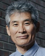 강준만 교수(사진=인물과사상사 제공)