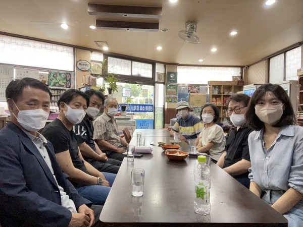 전북의소리 독자참여편집위원회 2022년도 제2차 회의가 24일 전주시내 휴게음식점에서 열렸다.  