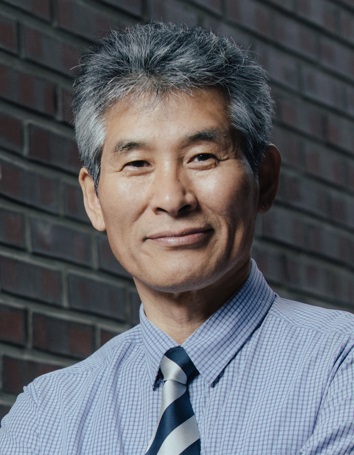 강준만 전북대 신방과 명예교수