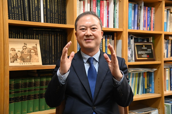 양오봉 전북대 제19대 총장 선거 당선자(사진=전북대신문 제공)