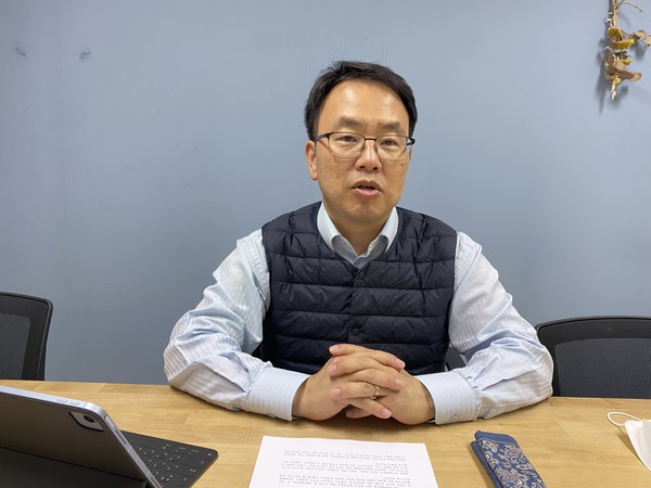 법무법인 가로수의 김진형 변호사.