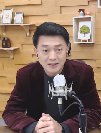 함윤호 KBS전주총국 앵커