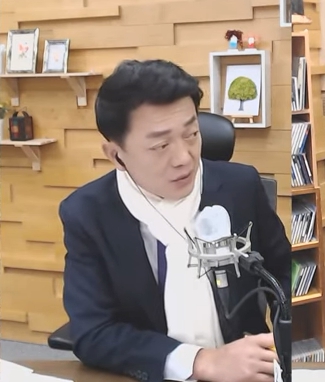 함윤호 KBS전주총국 앵커