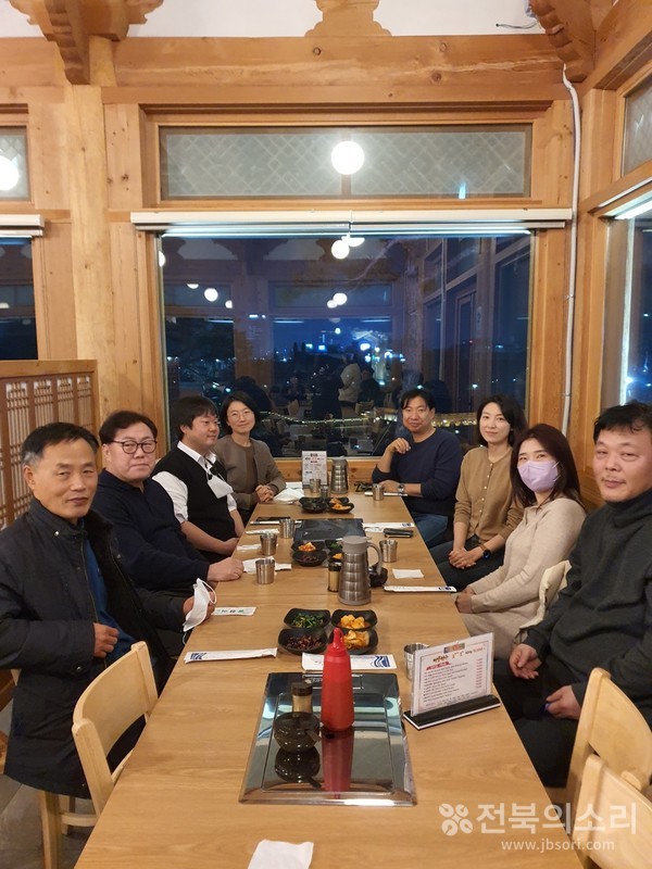 전북의소리 독자참여편집위원회 위원들.