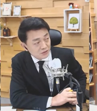 함윤호 KBS전주총국 앵커