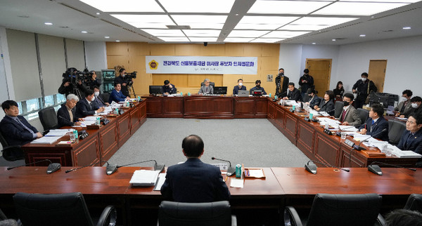 14일 전북도의회에서 열린 전북신용보증재단 이사장 후보자 인사청문회(사진=전북도의회 제공)