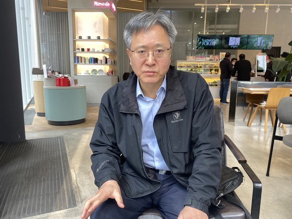 "일본의 전범 기업이 제3자 변제 방식에 따른 기금 모금에 참여하지 않으면 제3자 변제 방식을 채택한 의미가 사라지는 것"이라고 강조하는 왕선택 한평정책연구소 글로벌외교센터장.