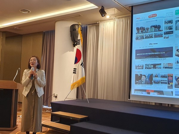 ‘(사)한국지역인터넷신문협의회 '2023년 제1차 워크숍'이 31일 오후 5시부터 제주시 ’호텔더원‘에서 ’국가균형발전과 지역 언론의 역할‘을 주제로 이서현 제주대학교 언론홍보학과 교수의 특강에 이어 열띤 토론의 순으로 진행됐다.