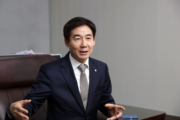 이용호 의원(사진=이용호 의원실 제공)