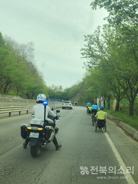 둘째 날은 경기도경찰청의 도움으로 속도를 한층 더 낼 수 있었다.(사진=서치식)