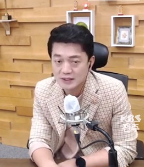 함윤호 KBS전주총국 앵커