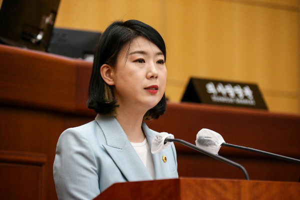 전북도의회는 24일 열린 제402회 임시회에서 서난이 의원(전주9)이 대표 발의한 ‘한국투자공사 사장 망언 규탄 및 전북 이전 촉구 결의안’을 의결했다.(사진=전북도의회 제공)