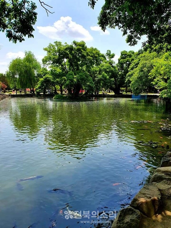                    광한루 전경(전북의소리 자료사진)