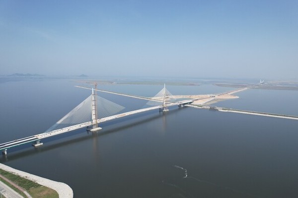 공중에서 본 새만금 남북도로 전경(사진=새만금개발청 제공)