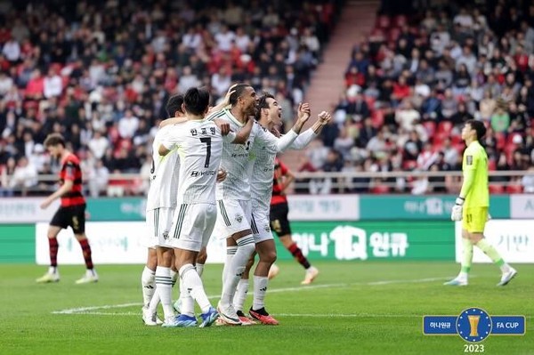 전북의 구스타보(사진=대한축구협회 제공)