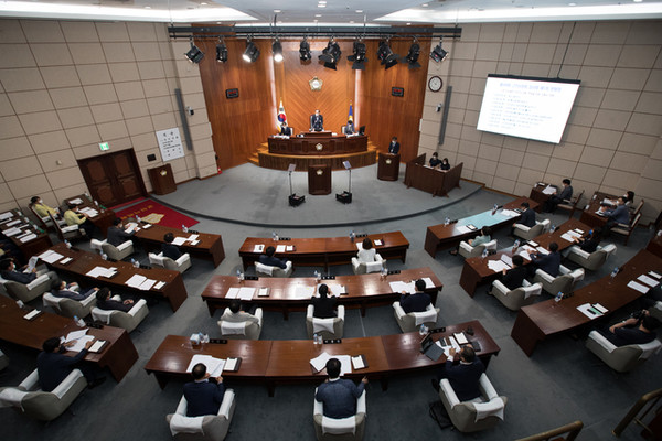 군산시의회 본회의장 전경(사진=군산시의회 제공)