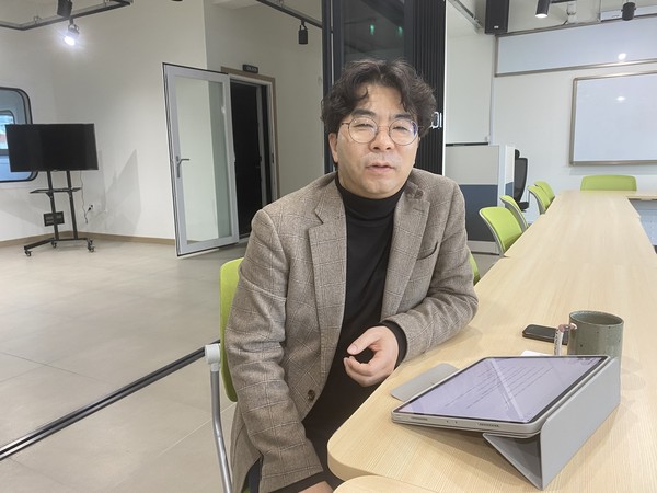 최성은 전주공동체라디오 방송본부장.