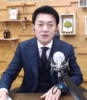 함윤호 .KBS전주총국 앵커(사회)