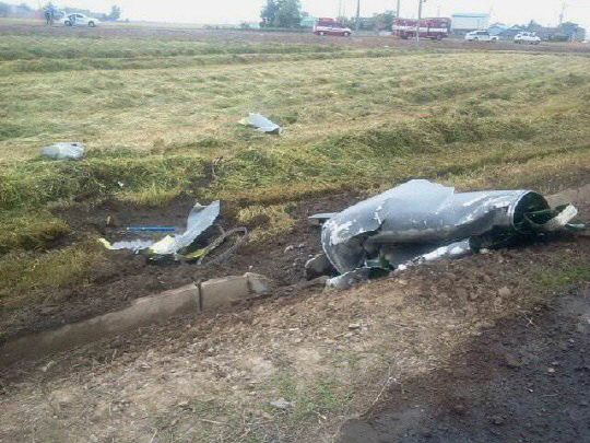 2014년 5월 21일 미 공군 제8 전투비행단 소속 F-16 전투기의 보조 연료탱크 2개가 김제시 진봉면 진봉초등학교 인근에 떨어졌다.(자료사진)