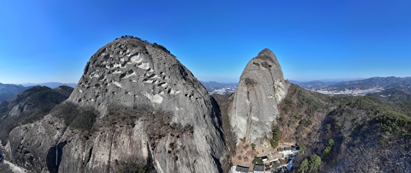 진안 마이산도립공원 암마이봉 [전경(사진=진안군 제공)