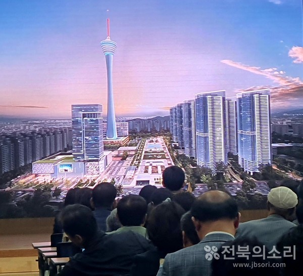 (주)자광 측은 옛 대한방직 전주공장 개발에 관한 주민설명회에서 주로 고층 타워 건립을 자랑거리로 부각시켰다.  