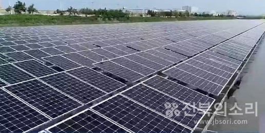 새만금 태양광사업장 전경