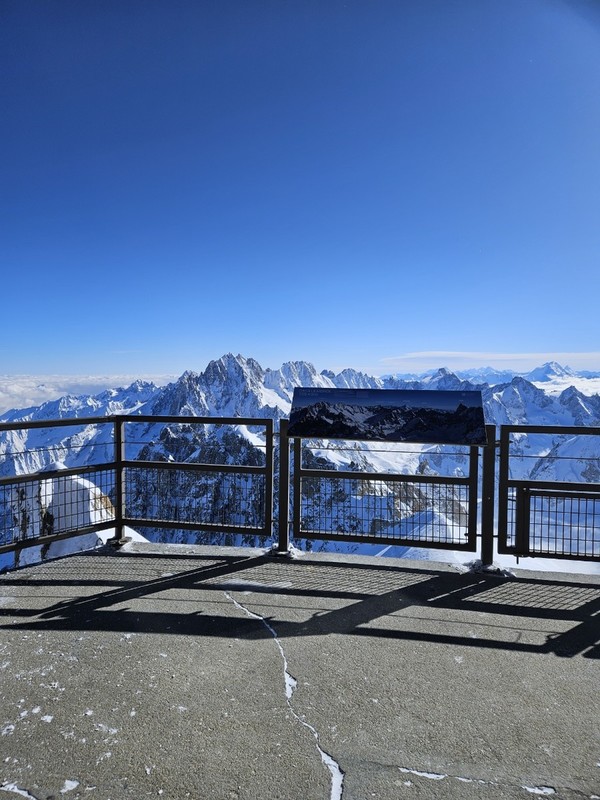 에귀디미디 전망대.