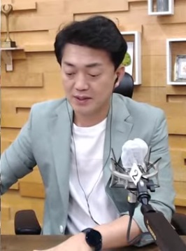 함윤호 KBS전주총국 앵커