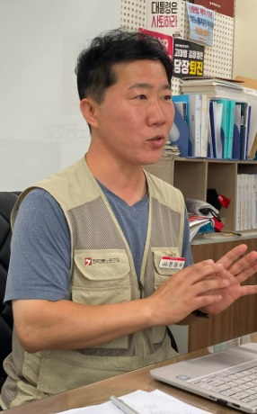 "진실임을 입증하기 위해서 보도할 때 언론인이 마지막까지 지키는 게 취재원"이라고 강조하는 전대식 부위원장.