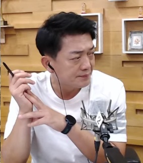 함윤호 KBS전주총국 앵커