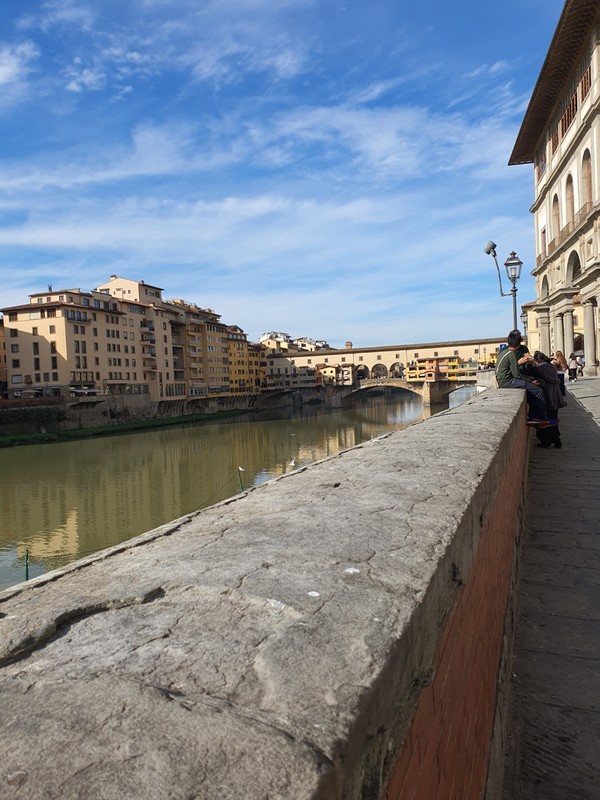 피렌체 도시 중심을 흐르는 '아르노 강'.