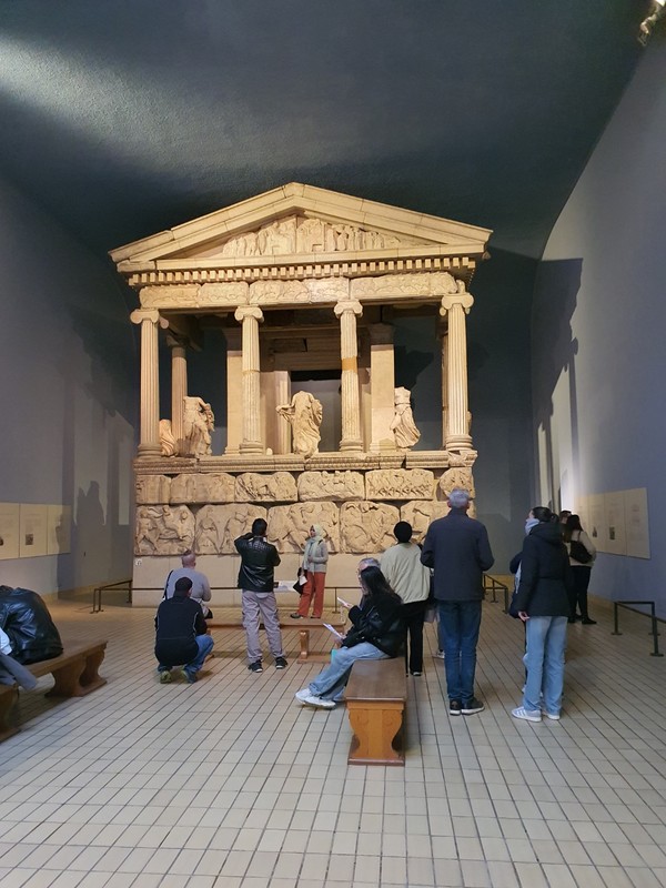 영국 박물관에는 고대 그리스 '파르테논 신전(Parthenon)'의 부조물이 전시돼 있다.
