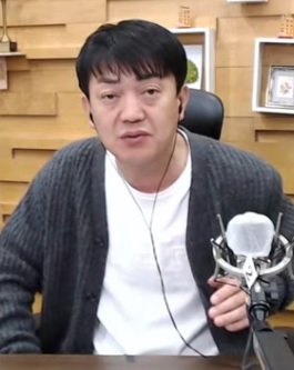 함윤호 KBS전주총국 앵커